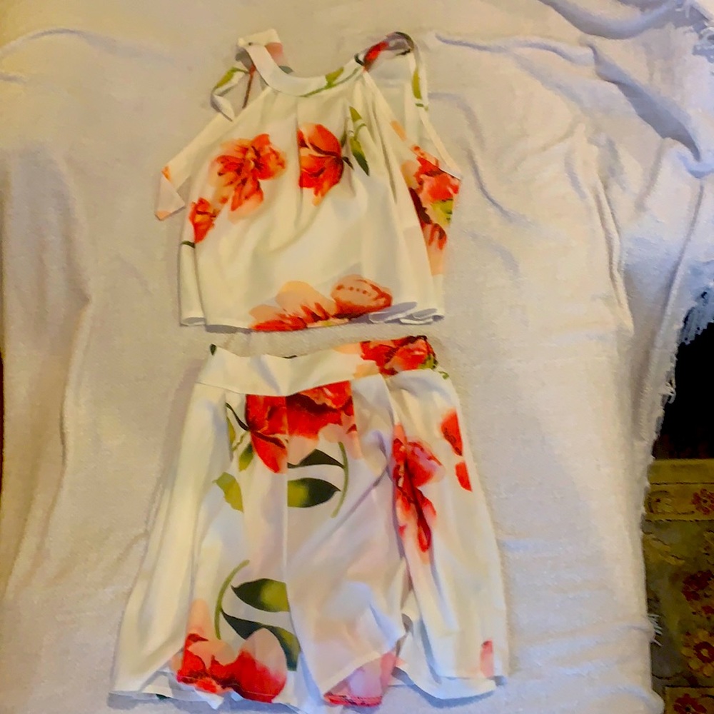 DDSOL Women's Halter Crop Top And Skort Set With Flowers (S)